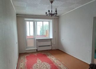 Продаю 3-комнатную квартиру, 50 м2, Полысаево, Бакинская улица, 5