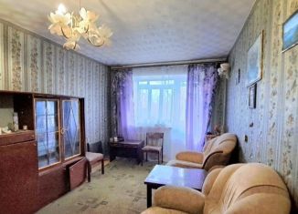 Продам 2-ком. квартиру, 45 м2, Каменск-Шахтинский, Придорожный переулок, 43