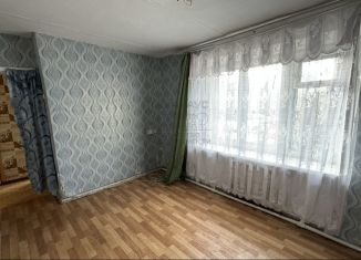 Продам двухкомнатную квартиру, 43 м2, село Краснохолмский, улица Губкина, 18