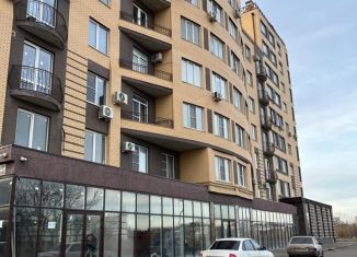 Продается трехкомнатная квартира, 80.3 м2, Минеральные Воды, Советская улица, 69