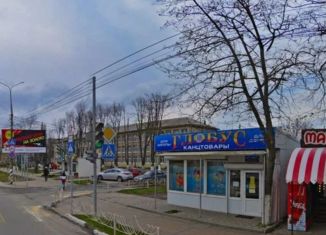 Продается торговая площадь, 40 м2, Кропоткин, Красная улица, 226А