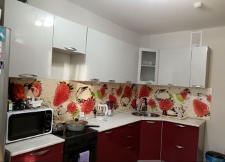 Продажа двухкомнатной квартиры, 62 м2, Арамиль, улица Космонавтов, 7