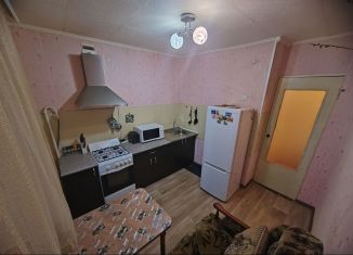 Продам 2-комнатную квартиру, 42 м2, Воронеж, Броневая улица, 10