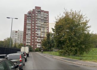 Продается 2-комнатная квартира, 54.2 м2, Санкт-Петербург, улица Кораблестроителей, 37, муниципальный округ Остров Декабристов