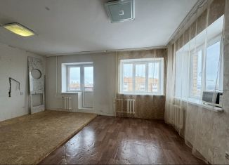 Продается 3-комнатная квартира, 70 м2, Уфа, улица Генерала Кусимова, 15/2