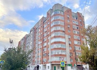 Продается 3-комнатная квартира, 82.3 м2, Аксай, улица Платова, 6А