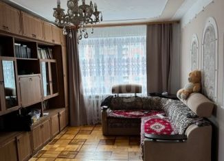 Продам трехкомнатную квартиру, 67 м2, Теберда, микрорайон Северный, 14