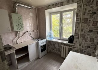 Продажа 2-ком. квартиры, 45 м2, Азов, улица Кондаурова, 34