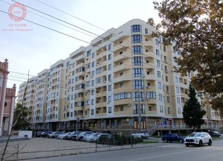 Продаю трехкомнатную квартиру, 136.7 м2, Керчь, улица Свердлова, 23А