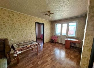 Продажа 2-ком. квартиры, 46 м2, Барнаул, улица Чеглецова, 23