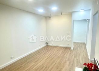 Продается 3-ком. квартира, 72 м2, Москва, Очаковское шоссе, 5к1, ЖК Матвеевский Парк