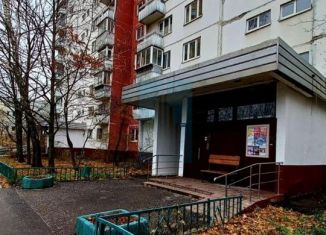 Продается 2-комнатная квартира, 52.9 м2, Москва, улица Крылатские Холмы, 35к4, метро Молодёжная