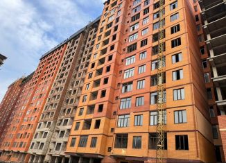 Продается 1-комнатная квартира, 45 м2, Махачкала, улица Ирчи Казака, 37