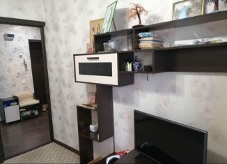 Продам 2-ком. квартиру, 44 м2, Саратов, улица имени В.М. Азина, 65