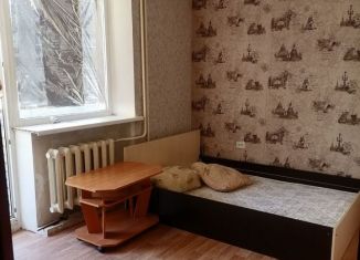 Сдается двухкомнатная квартира, 55 м2, Аксай, Садовая улица, 31