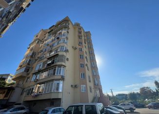 Продажа 4-комнатной квартиры, 75 м2, село Орёл-Изумруд, Банановая улица, 13/10