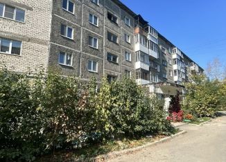 Продается трехкомнатная квартира, 60.7 м2, Первоуральск, улица Емлина, 16