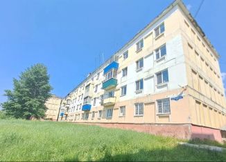 Продаю 3-ком. квартиру, 67 м2, посёлок городского типа Беркакит, улица Мусы Джалиля, 3