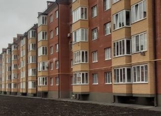 Продаю 1-комнатную квартиру, 34 м2, Владикавказ, улица Хадарцева, 37А