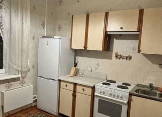 Сдам в аренду 1-ком. квартиру, 40 м2, Москва, Беловежская улица, 13, Можайский район