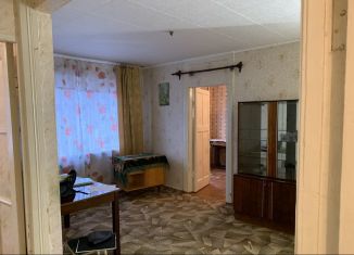 Продам 2-ком. квартиру, 43 м2, Мурманская область, улица Космонавтов, 18