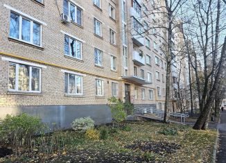 Продам квартиру студию, 15 м2, Москва, Алтайская улица, 26