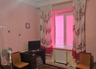 Продаю 2-ком. квартиру, 41 м2, Керчь, улица Сакко, 8