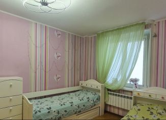 Продажа 4-комнатной квартиры, 82 м2, Челябинская область, улица Молодогвардейцев, 19