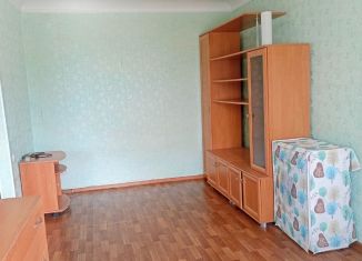 Сдается в аренду 2-комнатная квартира, 43 м2, Волгоградская область, улица Бажова, 11А