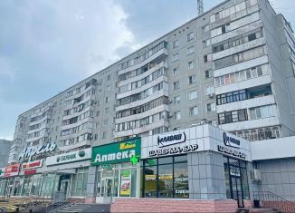 Продажа двухкомнатной квартиры, 52.7 м2, Омск, Заозёрная улица, 26, Советский округ