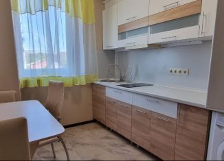 Сдается 2-ком. квартира, 52 м2, Севастополь, улица Богданова, 42