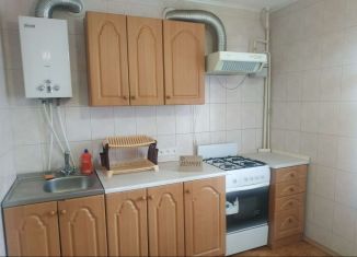 Сдам 2-ком. квартиру, 60 м2, Феодосия, Украинская улица, 46