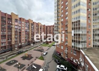 Сдаю 3-комнатную квартиру, 99 м2, Красноярск, улица Молокова, 28А, Советский район