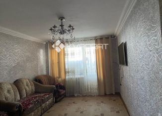 Продается 3-комнатная квартира, 65 м2, Грозный, улица Эсет Кишиевой, 32А