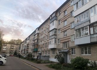 Продается 1-ком. квартира, 31 м2, Кстово, 2-й микрорайон, 11