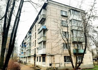 Продаю 1-ком. квартиру, 31 м2, Торжок, Вокзальная улица, 24