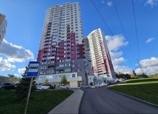 Продам 2-ком. квартиру, 53.2 м2, Новороссийск, улица Герцена, 3Ак1