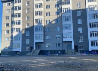 Продаю трехкомнатную квартиру, 110 м2, Кабардино-Балкариия, улица Ленина, 398