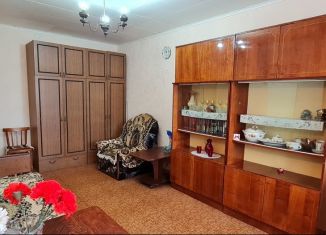 Продажа 2-комнатной квартиры, 44 м2, Тольятти, улица Горького, 33