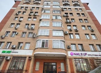 Продаю 4-ком. квартиру, 131 м2, Москва, Родионовская улица, 3, район Куркино