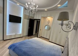 Аренда трехкомнатной квартиры, 120 м2, Хабаровск, улица Шеронова, 103