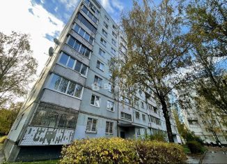 2-комнатная квартира на продажу, 54 м2, Смоленск, улица Рыленкова