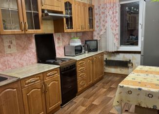 3-комнатная квартира в аренду, 73 м2, Красноярский край, улица Федоровского, 6к1