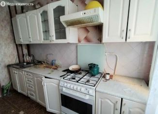 Сдаю 4-ком. квартиру, 75 м2, Белгород, улица 60 лет Октября, 8