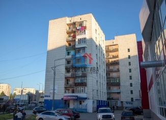 Трехкомнатная квартира на продажу, 59 м2, Тобольск, 4-й микрорайон, 29Г