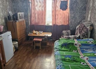 Продаю комнату, 14 м2, Тобольск, 6-й микрорайон, 47