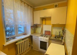 Сдаю 3-ком. квартиру, 60 м2, Красногорск, улица Чапаева, 61А