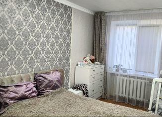 Продам 3-ком. квартиру, 60 м2, Ставропольский край, Кооперативная улица, 174