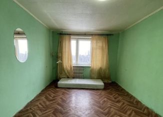 Сдаю в аренду комнату, 18 м2, Обнинск, улица Курчатова, 27