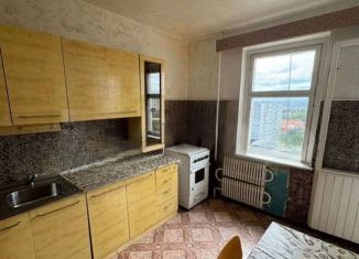 Продается 2-комнатная квартира, 50 м2, Ставропольский край, улица Бутырина, 3